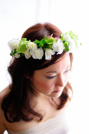 �Ԋ� �z���C�g�O���[��