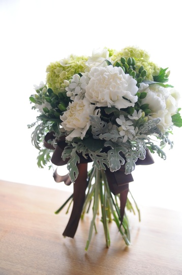 ���O���[���̃i�`�������N���b�`�u�[�P